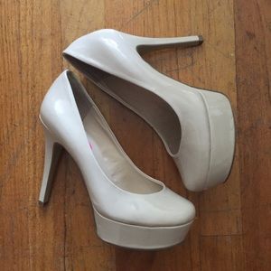 GUESS Nude Pump Heels